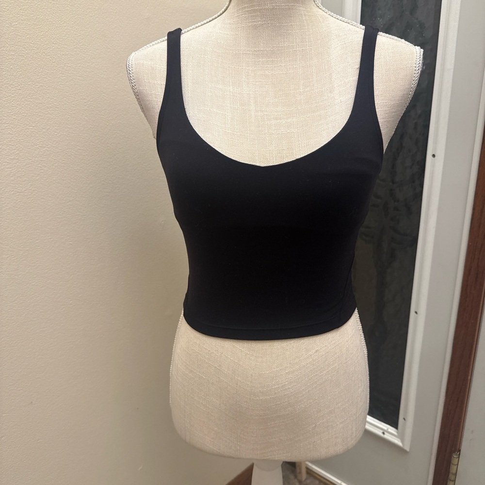 Lululemon Black Cropped Tank Top | Built-In Bra | Women’s Size 2